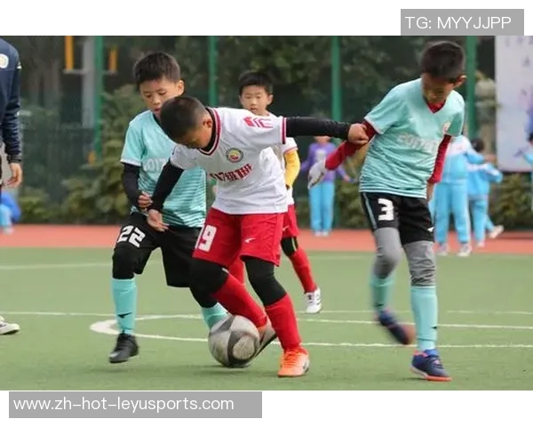 西安易联足球助力青少年成长打造足球梦想新天地